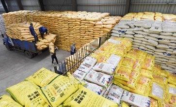 化肥銷售 暴利還是微利？老農揭開中間商的真實收益面紗